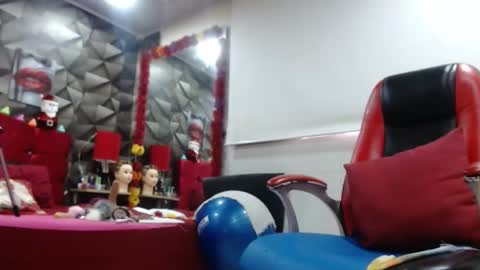 Snapshot of sexy_mature_hot01 chatting on 14, 11, 2025 MARIPOSA online show from 14, 11, 2025