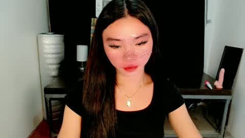 mika online show from 11, 3, 2025