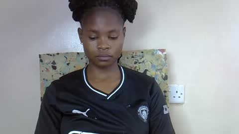 Snapshot of sexy_molyne chatting on 25, 3, 2026 Molyne online show from 25, 3, 2026
