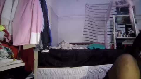 Snapshot of sexy_n_thick chatting on 13, 7, 2026 Lyn online show from 13, 7, 2026
