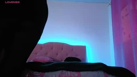 miss natasha online show from 17, 4, 2026