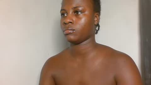 sexy_petitqueen online show from 26, 2, 2026