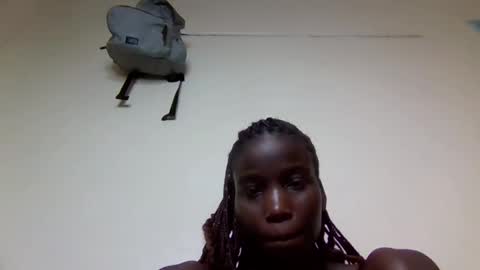 Snapshot of sexy_petittie chatting on 16, 9, 2025 sexy_petittie online show from 16, 9, 2025