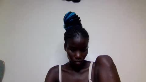 Snapshot of sexy_petittie chatting on 27, 10, 2025 sexy_petittie online show from 27, 10, 2025