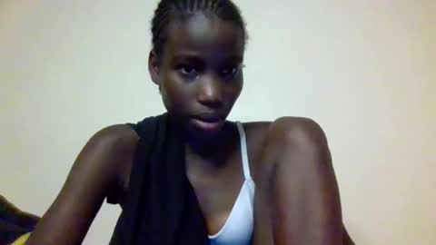 Snapshot of sexy_petittie chatting on 6, 11, 2025 sexy_petittie online show from 6, 11, 2025