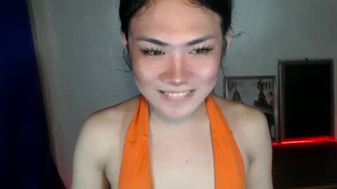 Snapshot of sexy_rc18 chatting on 22, 1, 2025 RC online show from 22, 1, 2025