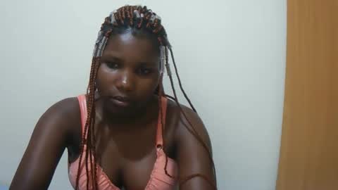 Snapshot of sexy_roz chatting on 17, 4, 2026 Queen online show from 17, 4, 2026