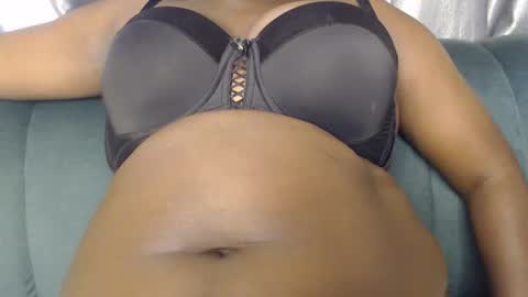 Snapshot of sexy_serena_ chatting on 5, 1, 2025 sexy_serena_ online show from 5, 1, 2025