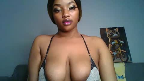 Snapshot of sexy_sweetcandy chatting on 10, 3, 2025 sexy sweetcandy online show from 10, 3, 2025