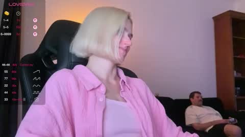Snapshot of sexy_sweets chatting on 19, 9, 2025 Sexy-Sweets online show from 19, 9, 2025