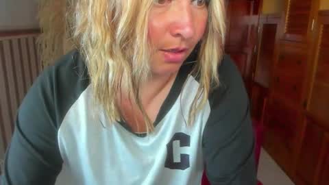 sexy_valeshca online show from 5, 1, 2026