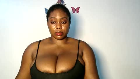 Snapshot of sexy_wetpussyy chatting on 17, 12, 2025 Luna online show from 17, 12, 2025