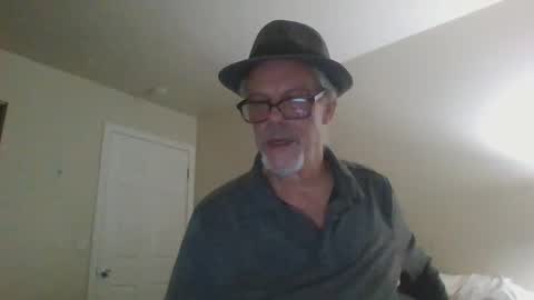 Snapshot of sexy_white_daddy chatting on 21, 2, 2025 Daddy online show from 21, 2, 2025
