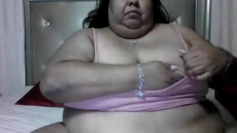 sexybbwqueen83 online show from 17, 3, 2026