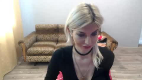 sexybeatriice online show from 23, 11, 2025