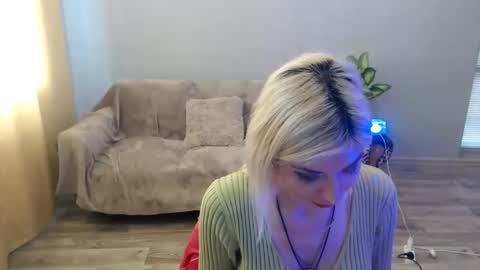Snapshot of sexybeatriice chatting on 23, 4, 2026 sexybeatriice online show from 23, 4, 2026