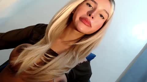 Snapshot of sexybite1 chatting on 10, 2, 2025 Seraphina Blaze online show from 10, 2, 2025