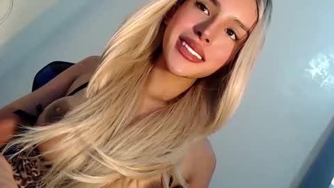 Snapshot of sexybite1 chatting on 15, 2, 2025 Seraphina Blaze online show from 15, 2, 2025