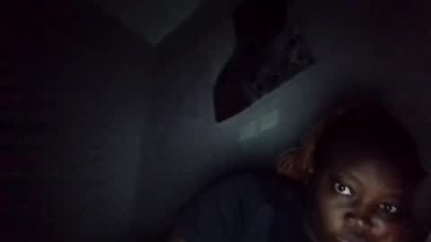 Snapshot of sexybrown14 chatting on 27, 11, 2025 Essy online show from 27, 11, 2025