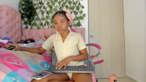 sofia online show from 25, 1, 2025