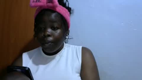 sexycarina254 online show from 6, 12, 2024