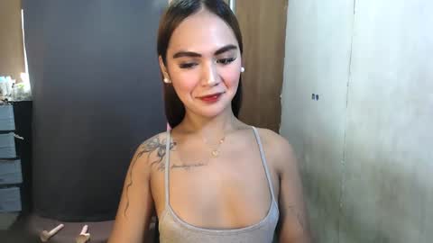 Snapshot of sexycheskax18 chatting on 18, 5, 2026 pretty Cheska online show from 18, 5, 2026