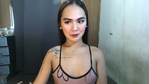 Snapshot of sexycheskax18 chatting on 19, 5, 2026 pretty Cheska online show from 19, 5, 2026