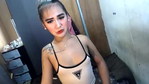 Snapshot of sexycheskax18 chatting on 23, 5, 2026 pretty Cheska online show from 23, 5, 2026