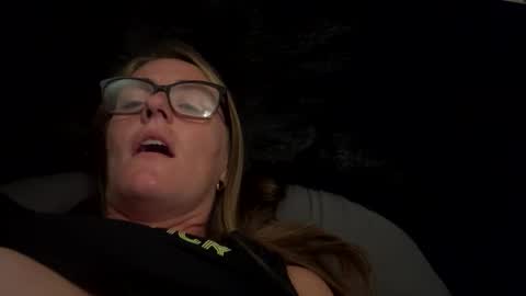 Snapshot of sexychey9669 chatting on 26, 11, 2025 sexychey9669 online show from 26, 11, 2025