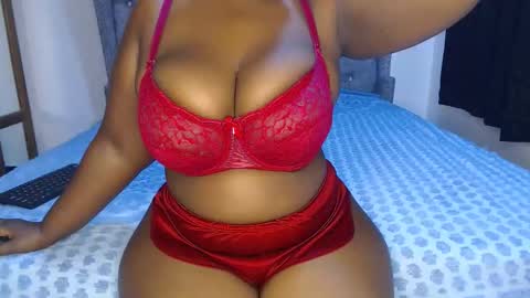 Snapshot of sexychocco_ chatting on 29, 9, 2025 sexychocco online show from 29, 9, 2025