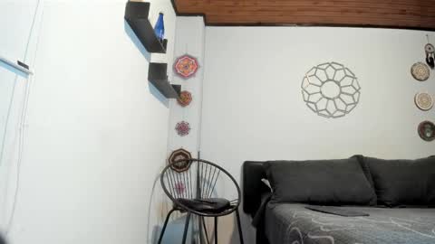 Snapshot of sexycolombian2022 chatting on 17, 5, 2026 Antonioylola online show from 17, 5, 2026