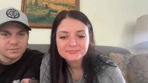 sexycouple41110 online show from 4, 2, 2026