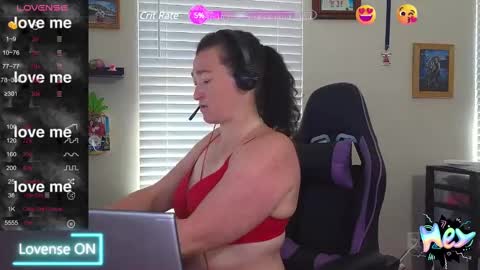 Snapshot of sexydistraction1 chatting on 11, 3, 2025  SexyDistraction  online show from 11, 3, 2025