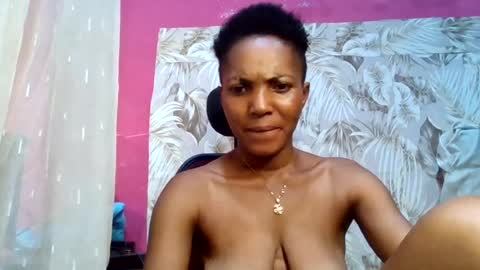 Snapshot of sexydoll32 chatting on 18, 6, 2026 sexydoll32 online show from 18, 6, 2026