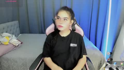 sexydollfox online show from 16, 1, 2025