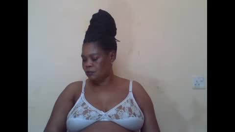 Snapshot of sexydove2 chatting on 1, 3, 2025 EMILY online show from 1, 3, 2025