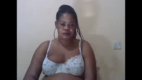 Snapshot of sexydove2 chatting on 7, 3, 2025 EMILY online show from 7, 3, 2025