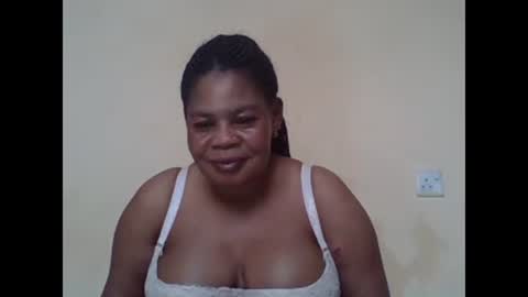 Snapshot of sexydove2 chatting on 10, 3, 2025 EMILY online show from 10, 3, 2025