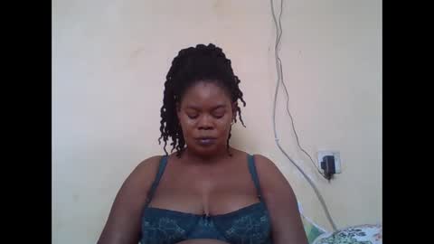 Snapshot of sexydove2 chatting on 24, 9, 2025 EMILY online show from 24, 9, 2025