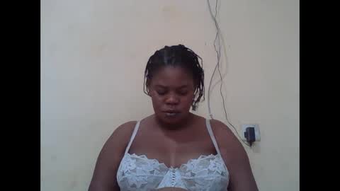 Snapshot of sexydove2 chatting on 3, 10, 2025 EMILY online show from 3, 10, 2025