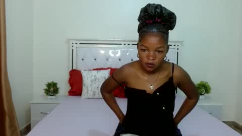 Snapshot of sexyebony256 chatting on 7, 2, 2025 SexyEbony online show from 7, 2, 2025