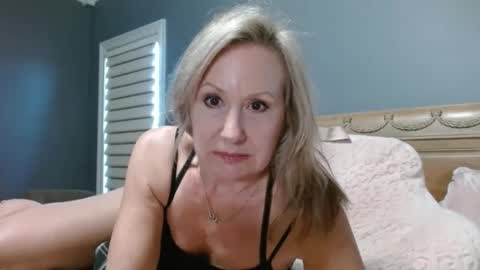 LisaisLuscious online show from 14, 1, 2025