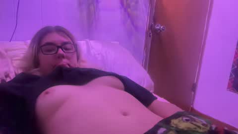 Snapshot of sexyflower21555 chatting on 10, 12, 2024 sexyflower21555 online show from 10, 12, 2024