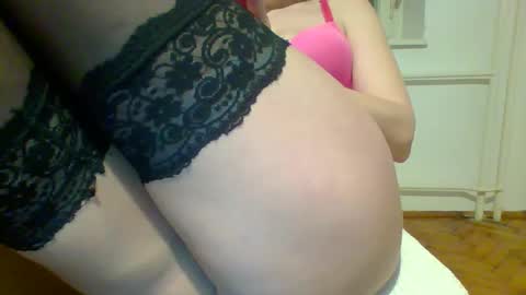 Snapshot of sexyfootlady chatting on 5, 2, 2025 sexyfootlady online show from 5, 2, 2025