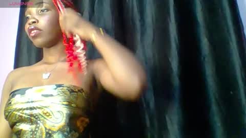 Snapshot of sexyhotbody_haileyxx chatting on 7, 10, 2025 Hailey online show from 7, 10, 2025