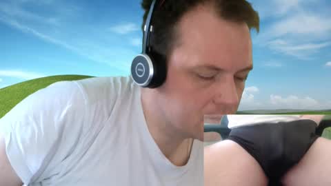 Snapshot of sexyhotboy87 chatting on 18, 2, 2025 Henry online show from 18, 2, 2025