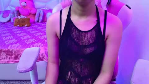 sexyislive online show from 4, 3, 2025