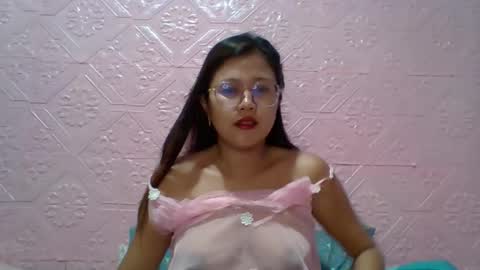 Snapshot of sexyjessa20 chatting on 23, 11, 2025 sexyjessa20 online show from 23, 11, 2025