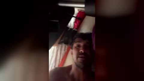 Snapshot of sexyjohnny1981xxxx chatting on 5, 8, 2026 sexyjohnny1981xxxx online show from 5, 8, 2026