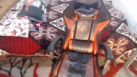 sexyjustin202 online show from 8, 2, 2026